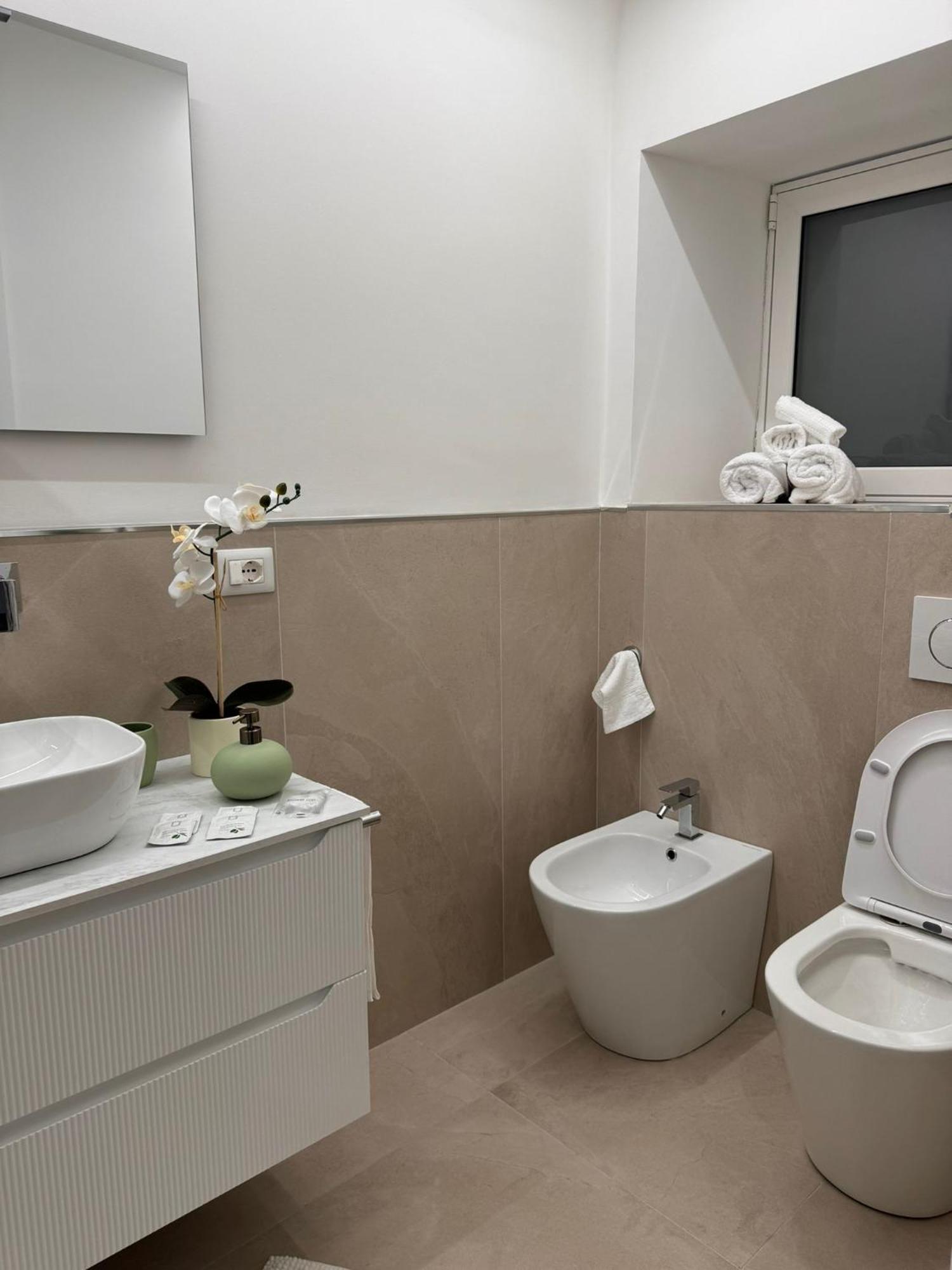Ninas Home Airport Катания Экстерьер фото